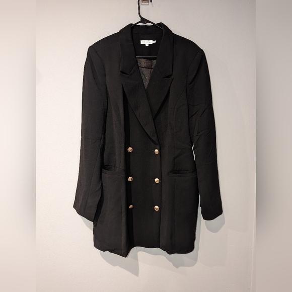 NWT. Good American womens black double Breasted blazer size 5. 2XL black blazer